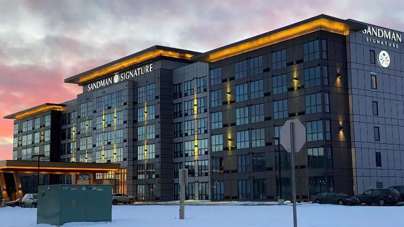 ホテル Sandman Signature Sherwood Park