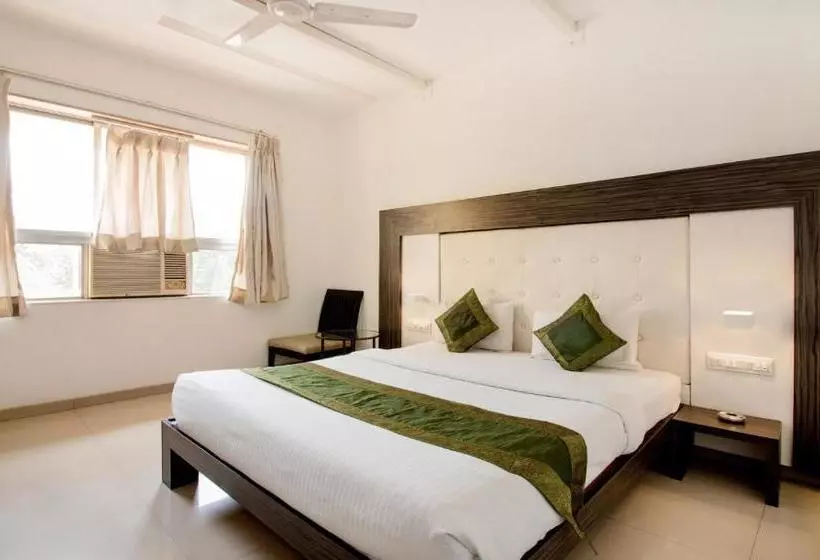 Hotelli Treebo Trend Golden Nest
