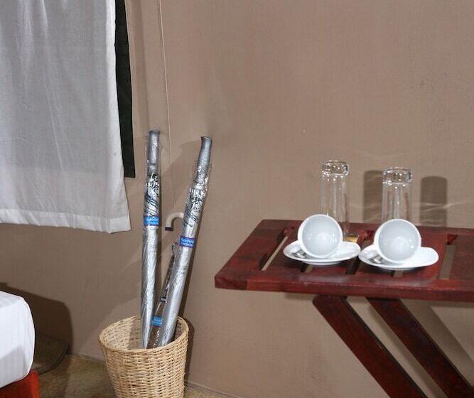 Hotel Wilderness Camping Yala