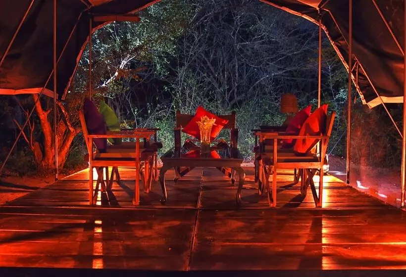 هتل Wilderness Camping Yala
