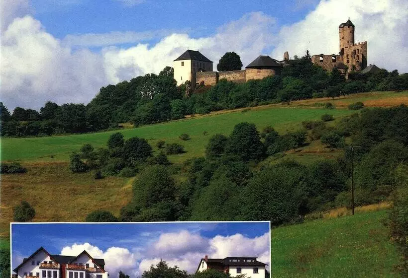 Majatalo Gast  Und Gästehaus Simon