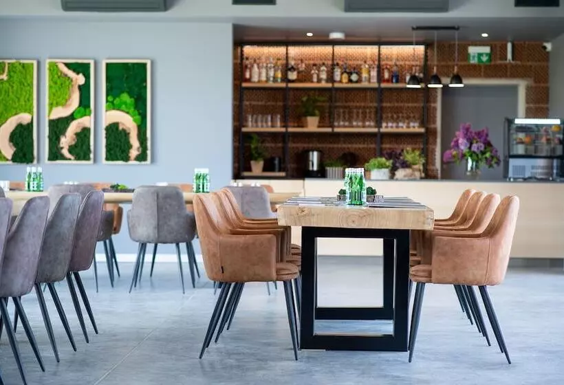 Majatalo Pałac Warlity