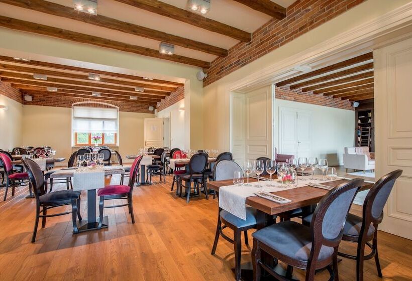 펜션 Pałac Warlity