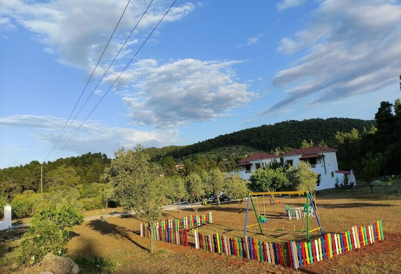 پانسیون Villa Sandra