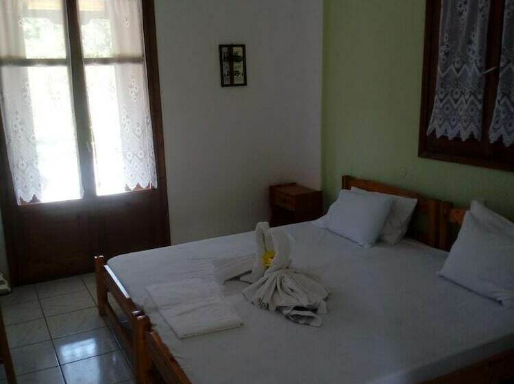 پانسیون Villa Sandra