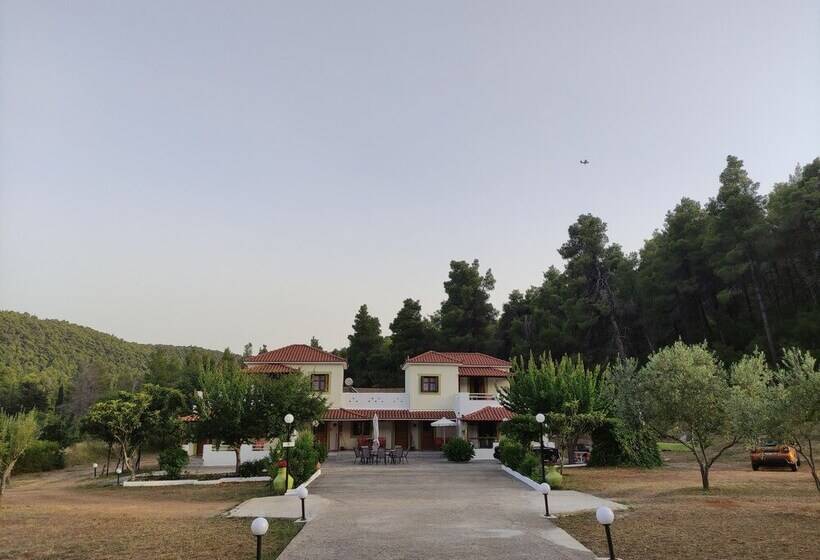 پانسیون Villa Sandra