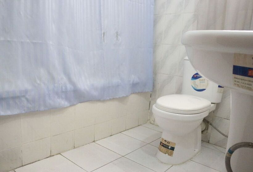 Tourist Castle Hotel And Suites