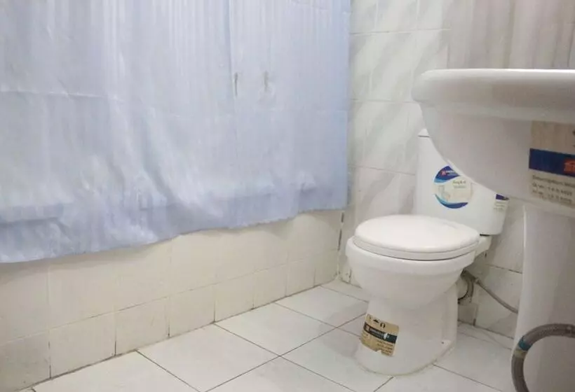 Tourist Castle Hotel And Suites