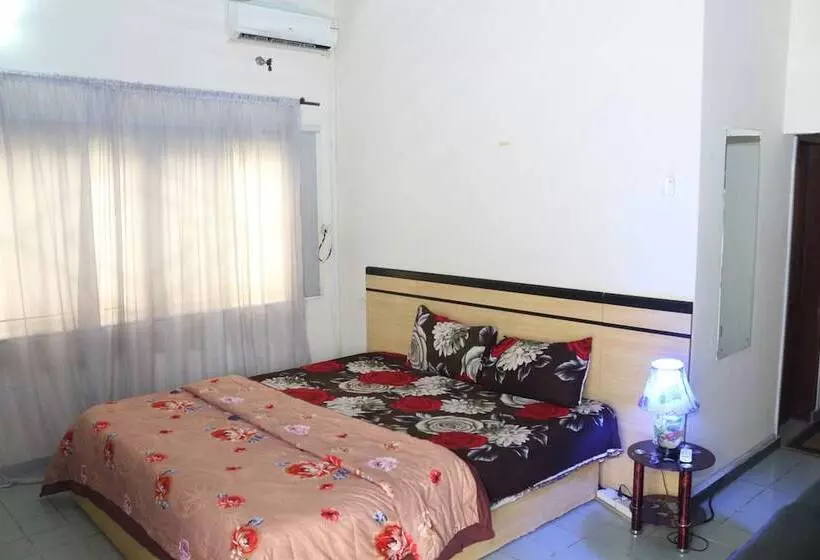 Tourist Castle Hotel And Suites