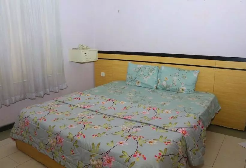 Tourist Castle Hotel And Suites