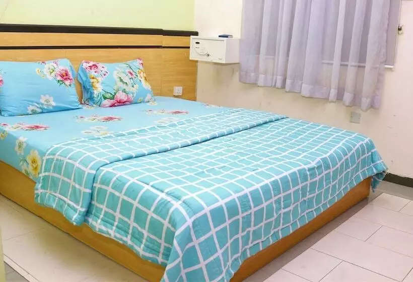 Tourist Castle Hotel And Suites