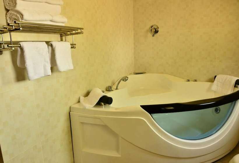 Gezahegn And Elfenesh Hotel And Resort