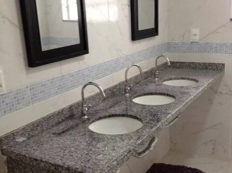 Hostel Lapa 166