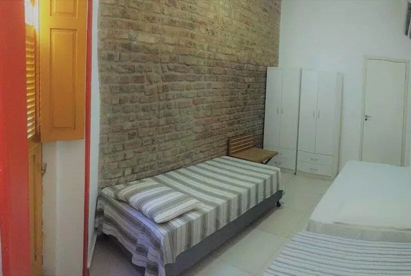Hostel Lapa 166