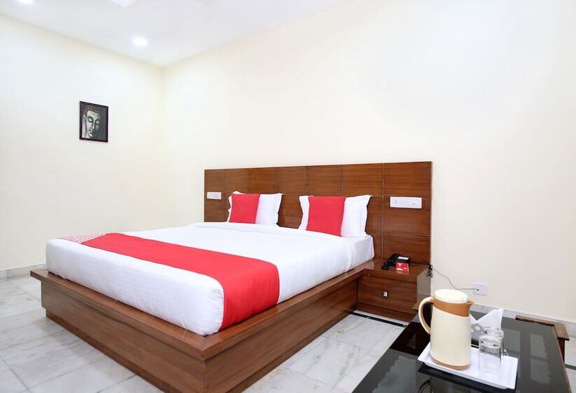 Hotel Capital O 12767  Grand Chinar