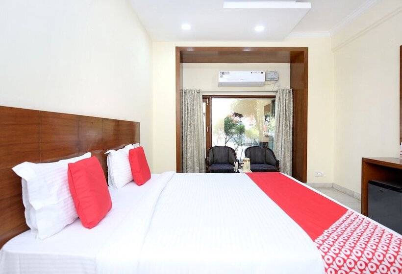 Hotel Capital O 12767  Grand Chinar