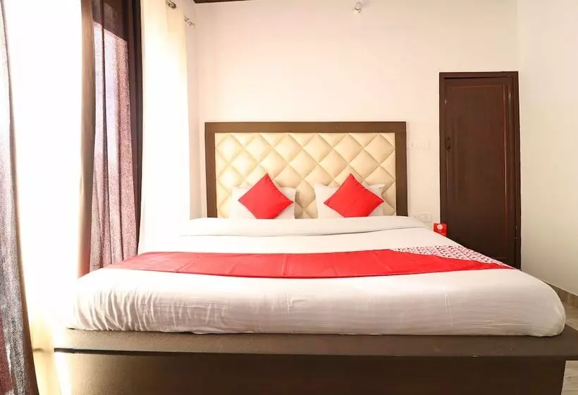 Hotelli Himalayan Village