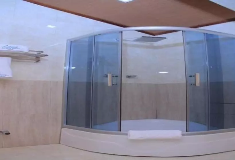 Hotelli Lewi Resort Wolayita