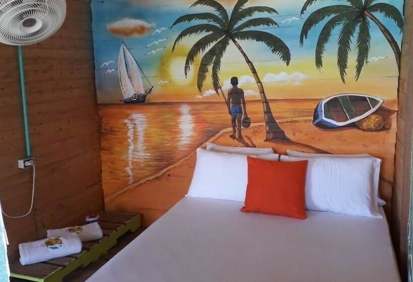 هتل Nuestros Tres Tesoros