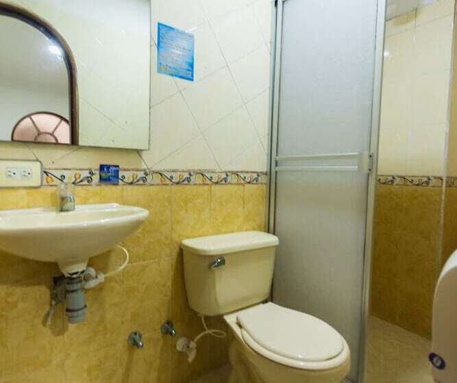 בית מלון כפרי Real Guatape