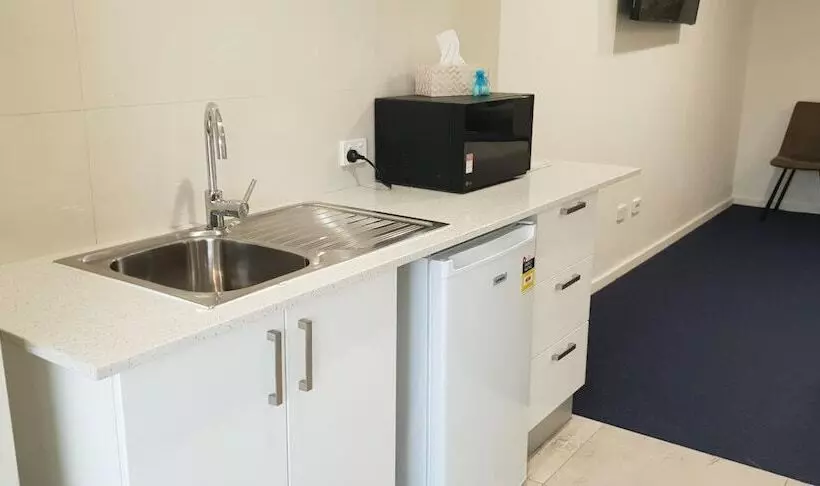 Motelli Carlton Suites