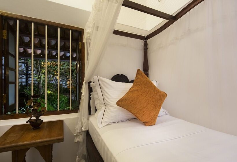 بنسيون Bilin Tree House