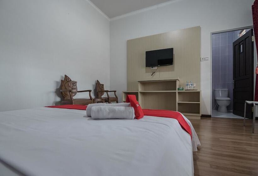 פנסיון Reddoorz Syariah Plus @ Banjarbaru