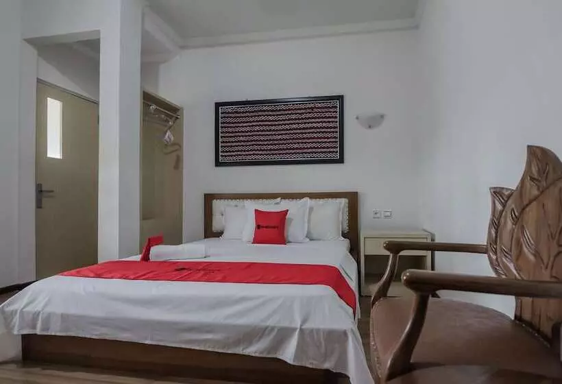 ペンション Reddoorz Syariah Plus @ Banjarbaru