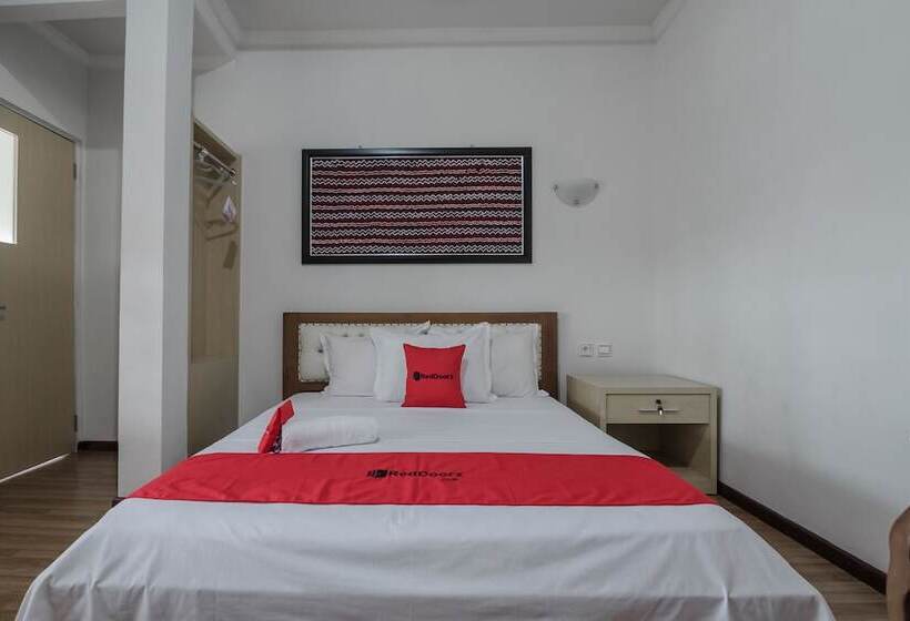 פנסיון Reddoorz Syariah Plus @ Banjarbaru