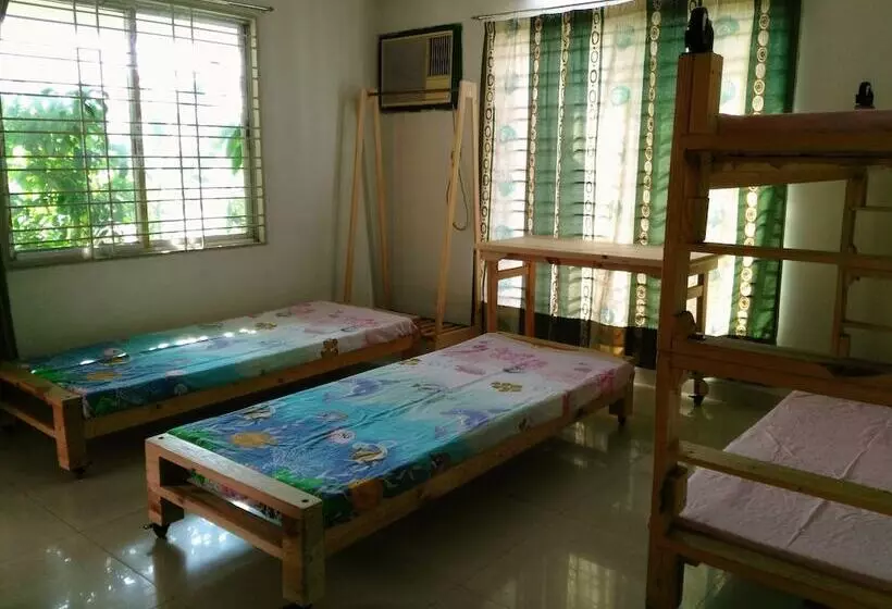 Sabrina S Home   Hostel