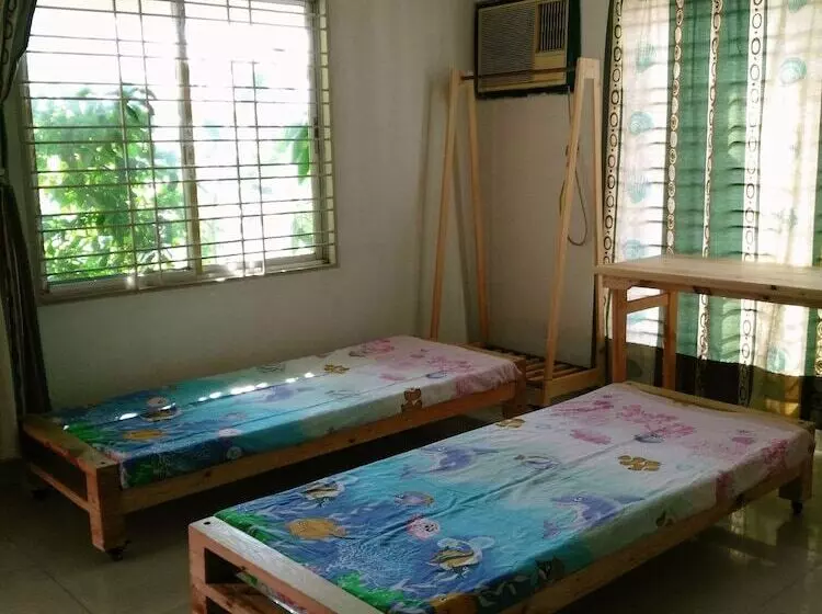 Sabrina S Home   Hostel