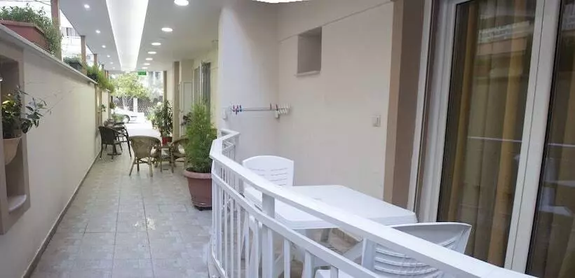 Retkeilymaja Villa Pigasos