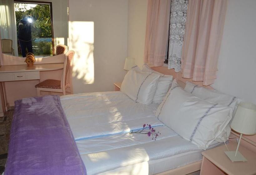 Apartments Anastazija