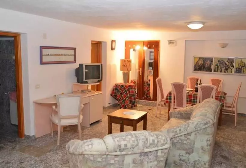 Apartments Anastazija