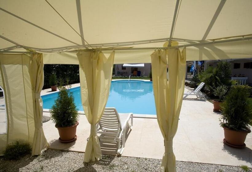 Apartments Anastazija