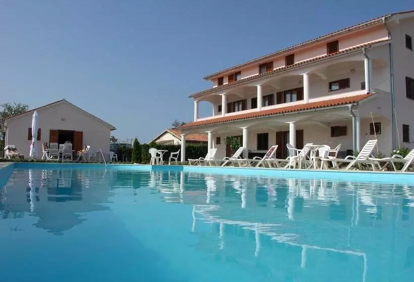 Apartments Anastazija