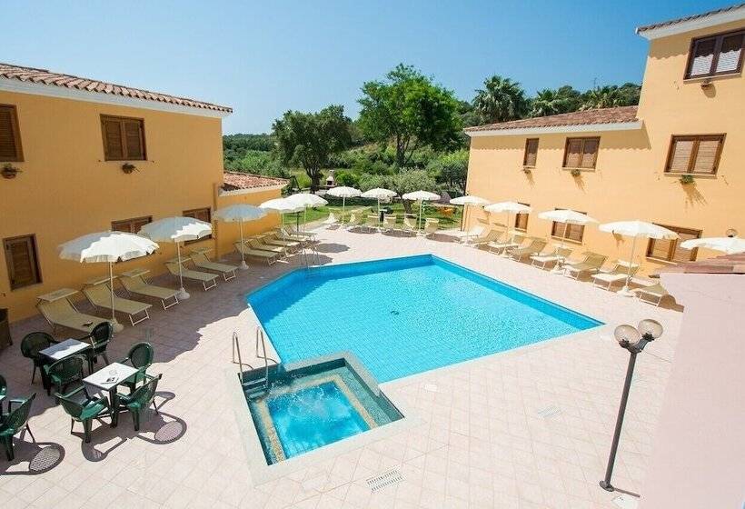 Cala Viola Residence Con Piscina