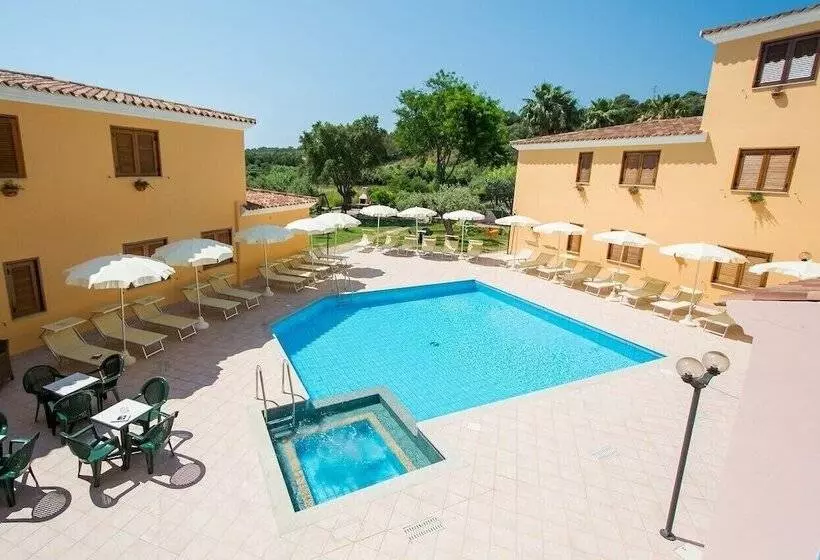 Cala Viola Residence Con Piscina