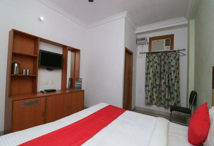 בית מלון כפרי Dwarika By Oyo Rooms