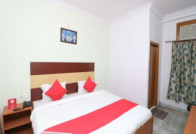 בית מלון כפרי Dwarika By Oyo Rooms