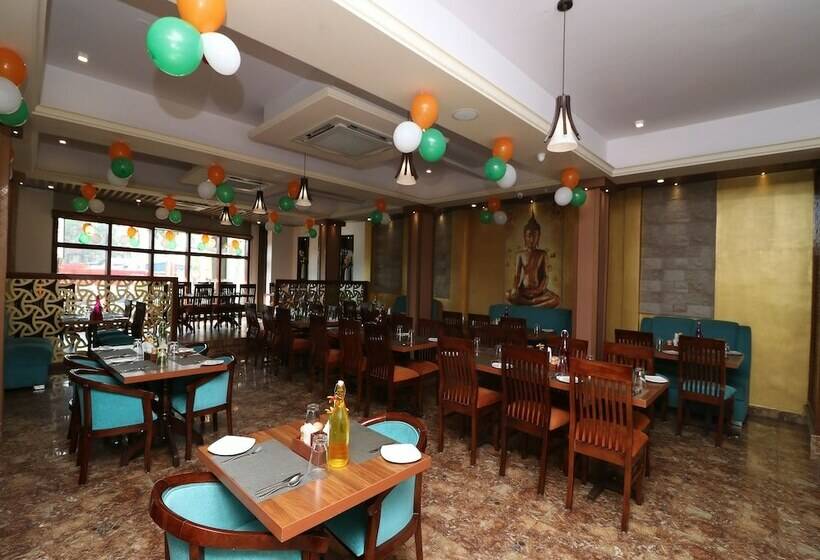 בית מלון כפרי Dwarika By Oyo Rooms