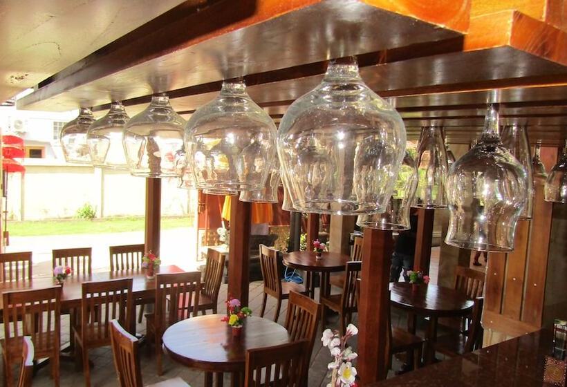 فندق Grand Raka Homestay