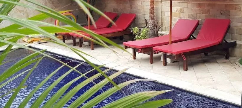 ホテル Grand Raka Homestay