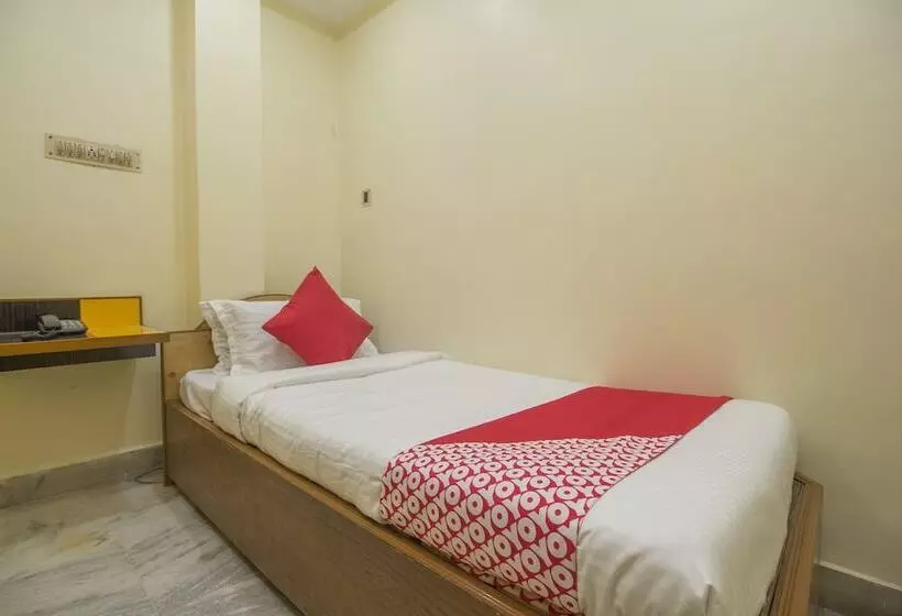 Hotelli Landmark By Oyo Rooms