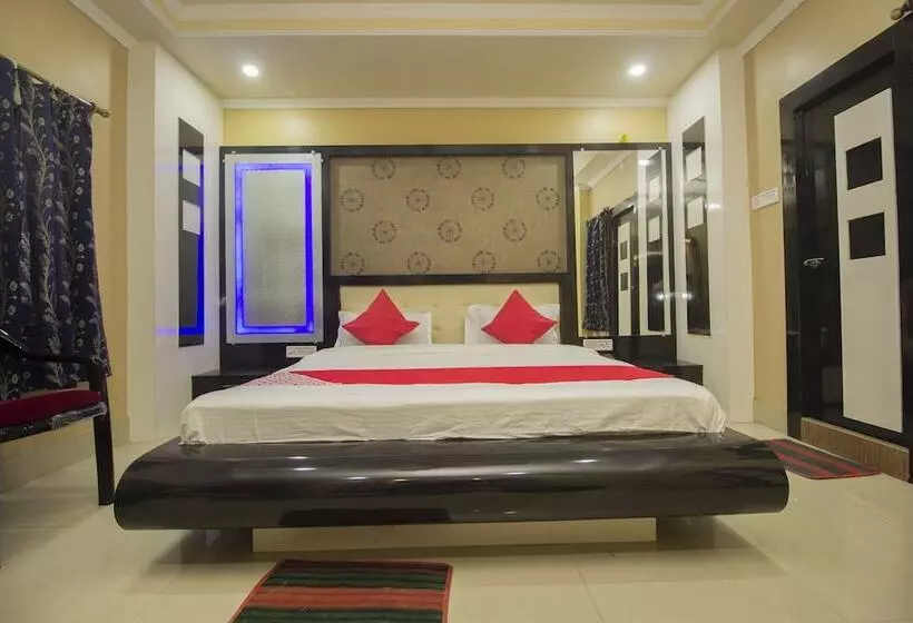 Hotelli Landmark By Oyo Rooms
