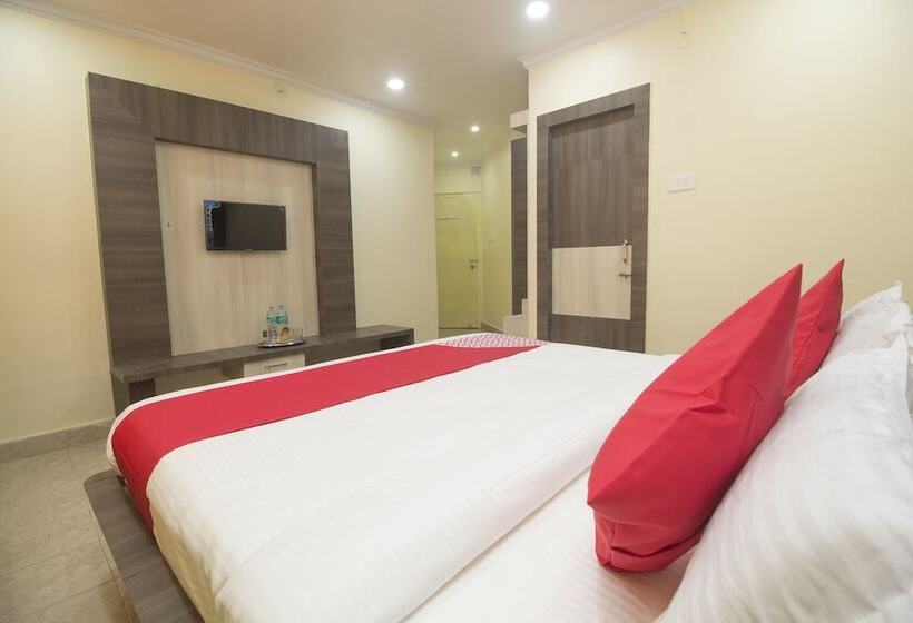 בית מלון כפרי Landmark By Oyo Rooms