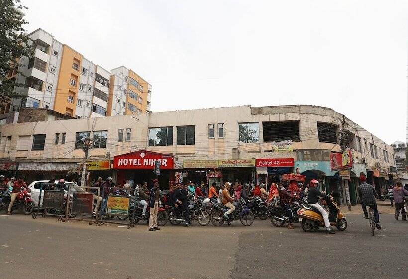 فندق Nihar By Oyo Rooms