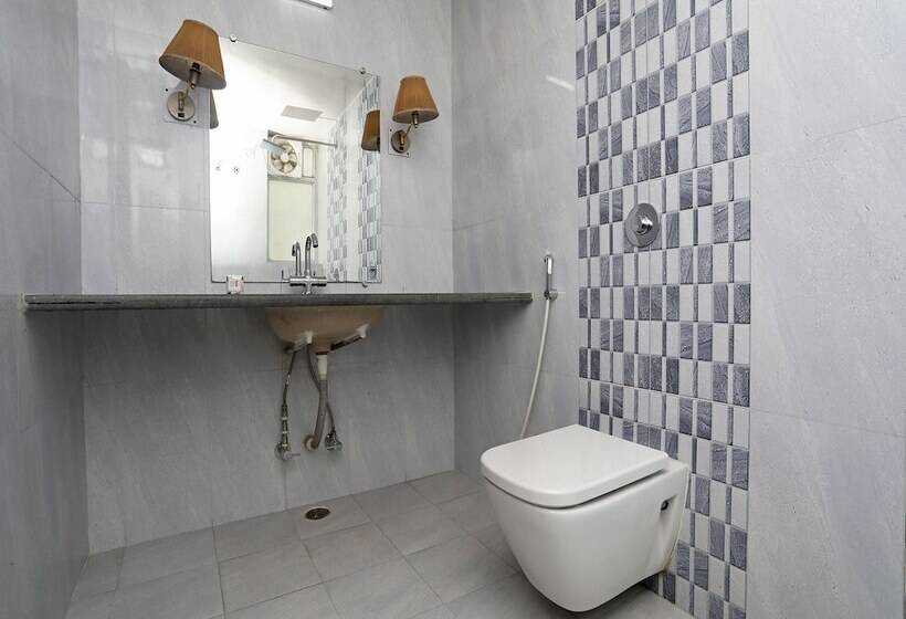 فندق Nihar By Oyo Rooms