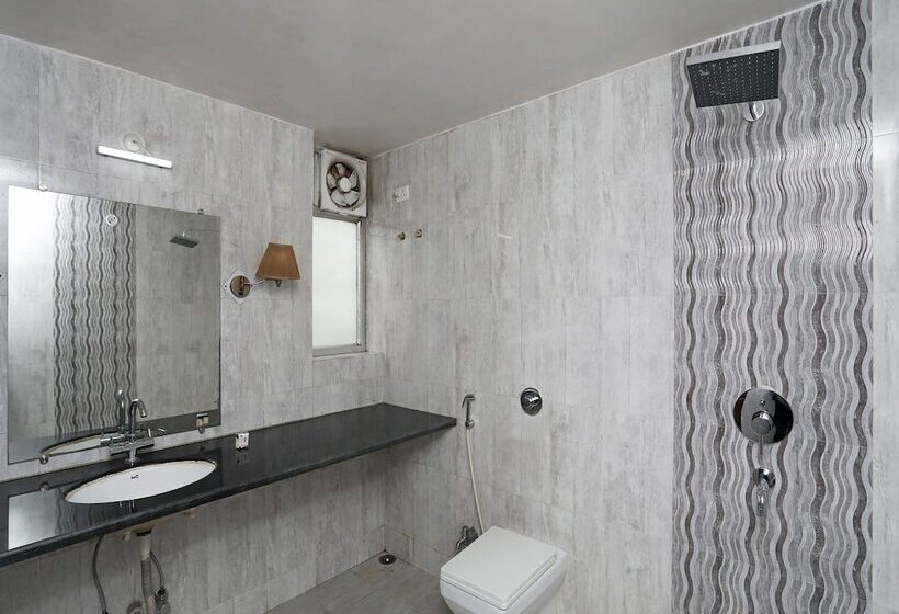 فندق Nihar By Oyo Rooms