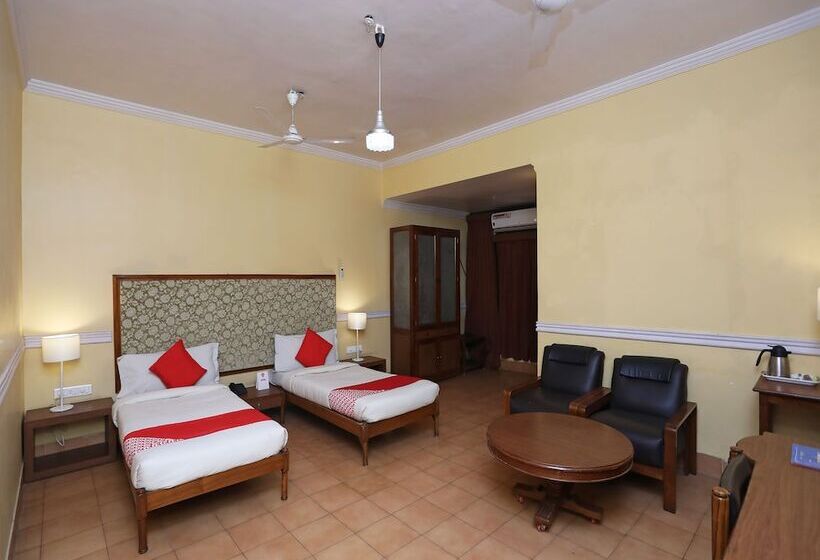 فندق Nihar By Oyo Rooms